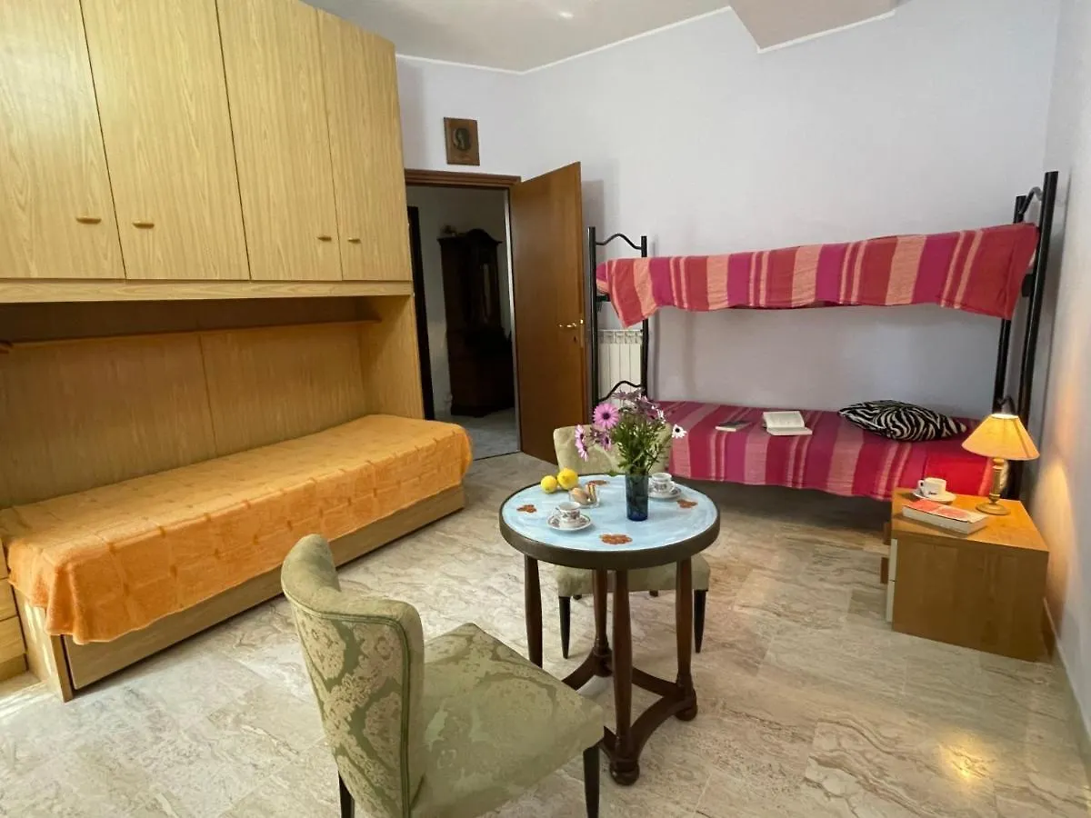 Apartment Olivo - Pgi128 By Interhome Poggi